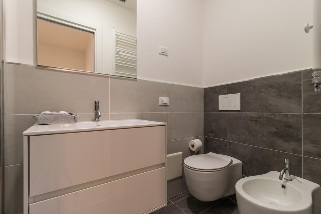 Modern Apartment Treviso Luaran gambar